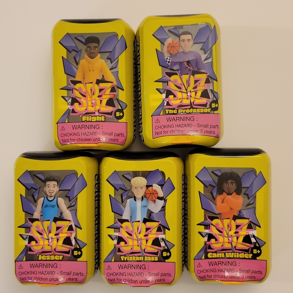 NEW LOT of 5 ScreenBreakZ Collectible Figures - SportZ
